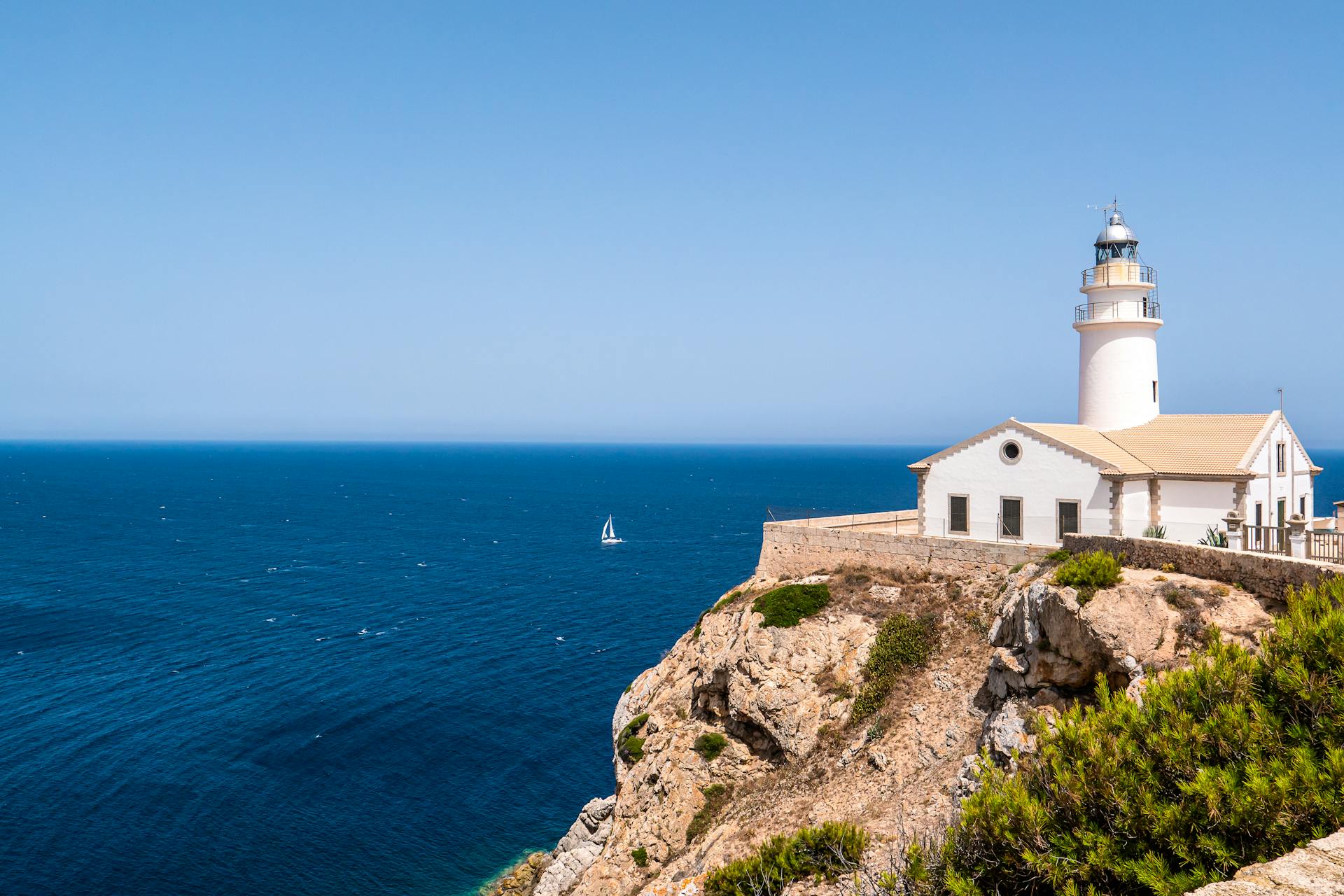 Find en billig afbudsrejse til Mallorca – Sol, strande og afslapning venter!