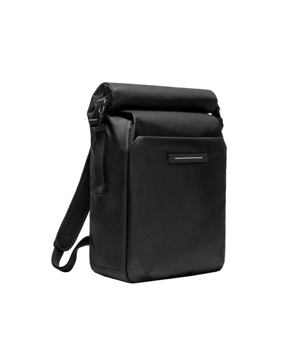 Shibuya Rolltop All Black Rygsæk