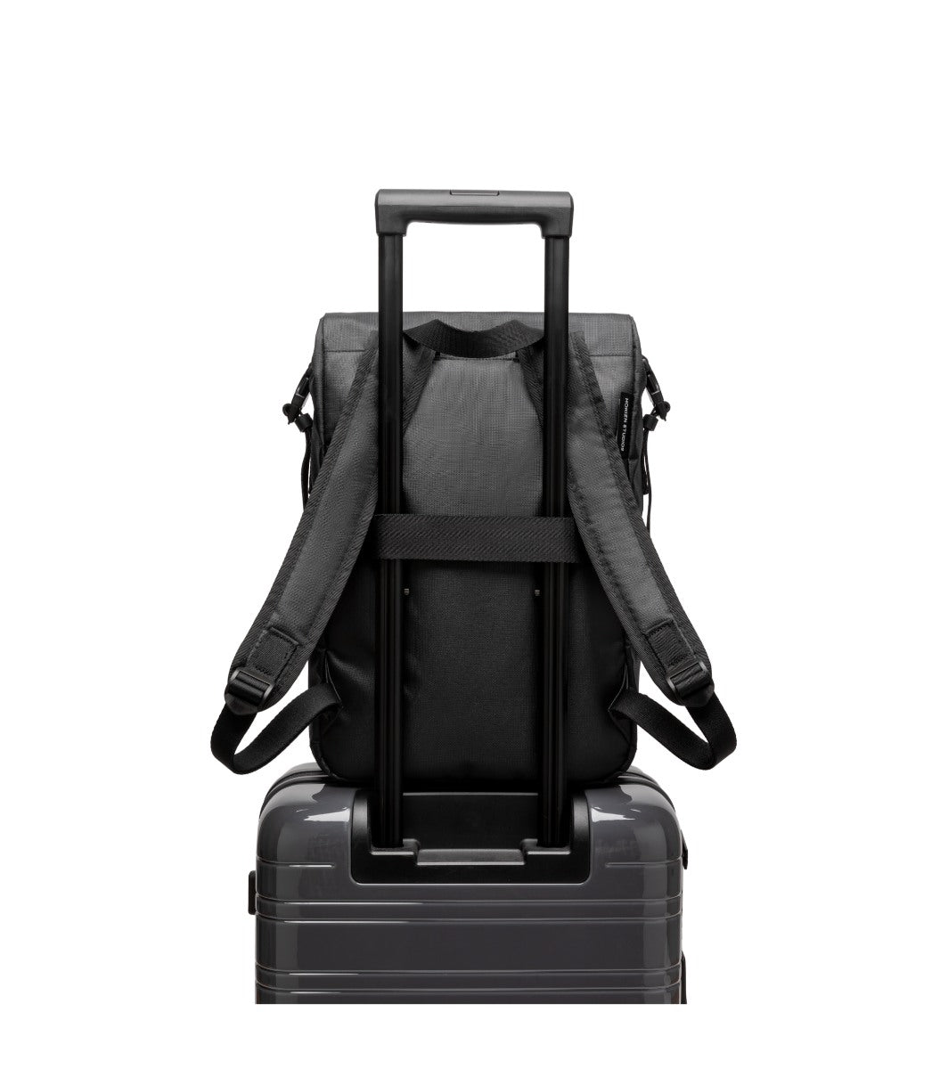 Shibuya Rolltop All Black Rygsæk