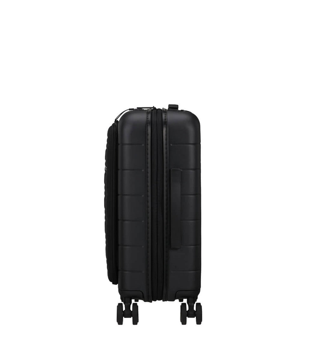 American Tourister Nova Stream Sort Business Kabinekuffert