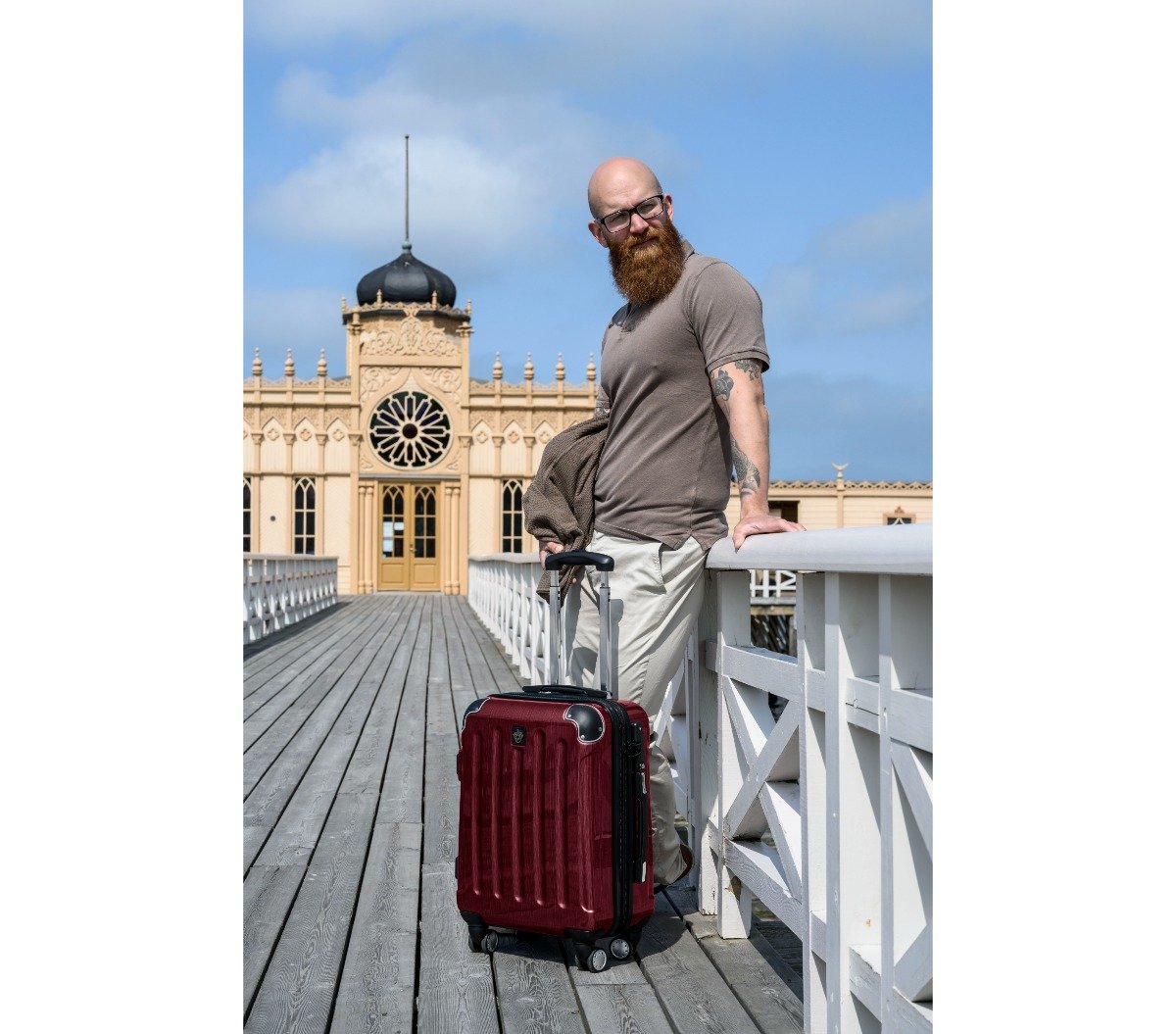 Carlo CAB Copenhagen Med Navn Boxed Mørkerød